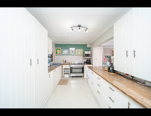 3 BEDROOM TOWNHOUSE FOR SALE IN ABBOTSFORD